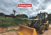 Santa Maria de Itabira recebe nova retroescavadeira